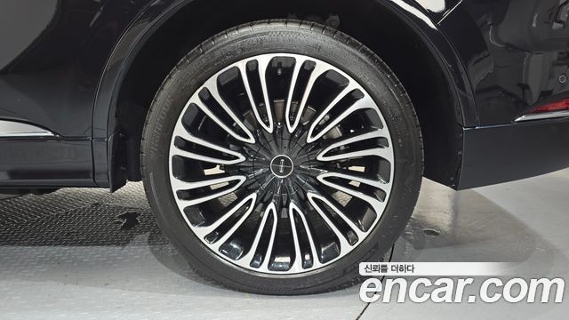 Lincoln Aviator (II) 3.0 Black Label AWD 2022 — фото 27