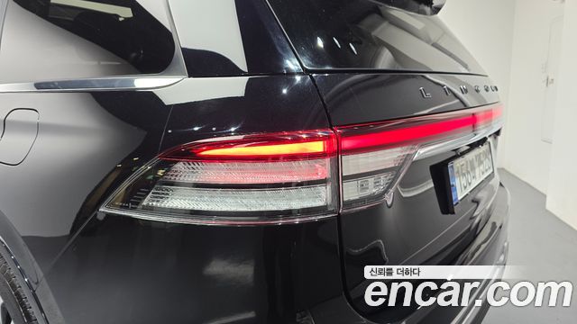 Lincoln Aviator (II) 3.0 Black Label AWD 2022 — фото 29