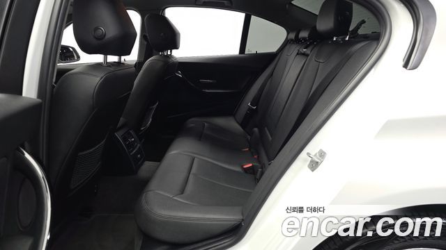 BMW 3 Series (F30) 320d 2018 — фото 26