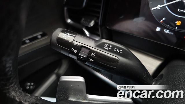 Kia Sportage (V) Diesel 2.0 2WD Signature 2022 — фото 18