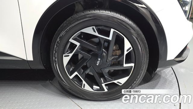 Kia Sportage (V) Diesel 2.0 2WD Signature 2022 — фото 21