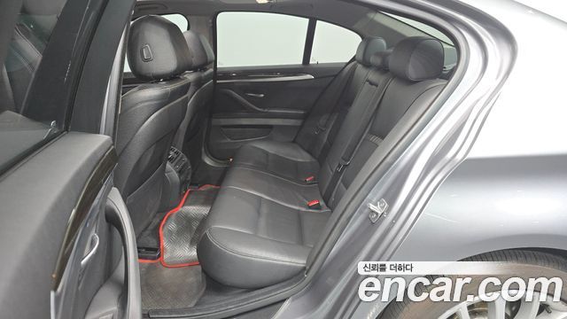 BMW 5 Series (F10) 520d Luxury 2014 — фото 12