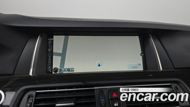 BMW 5 Series (F10) 520d Luxury 2014 — фото 15