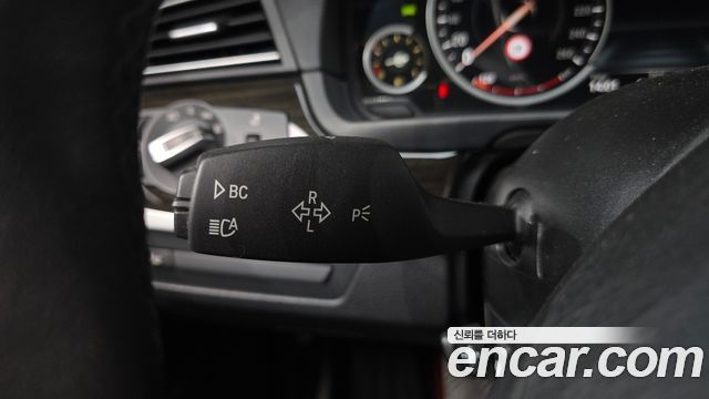 BMW 5 Series (F10) 520d Luxury 2014 — фото 29