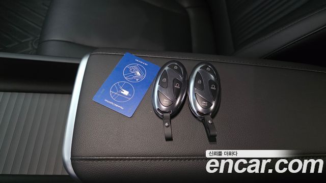 Hyundai Grandeur (GN7) 2,5 Gasoline 2WD Premium 2026 — фото 28