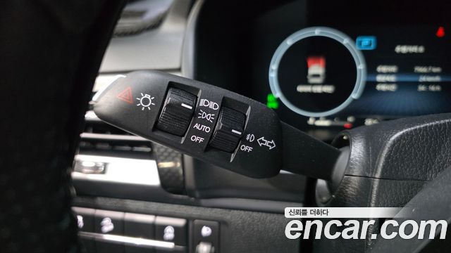 KG Mobility (SsangYong) Rexton Sports Diesel 2.2 4WD Prestige 2022 — фото 30