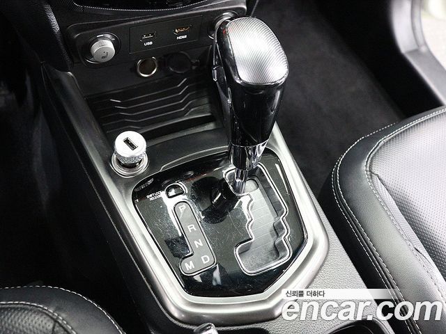 KG Mobility (SsangYong) Tivoli LX 2WD 2017 — фото 8