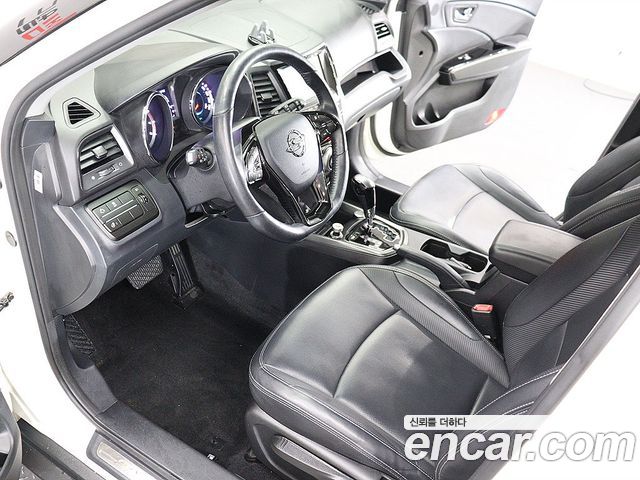 KG Mobility (SsangYong) Tivoli LX 2WD 2017 — фото 21