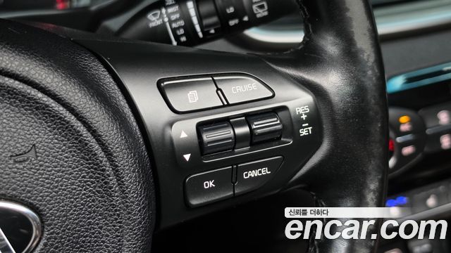 Kia Sorento Diesel 2.0 2WD Noblesse Special 2015 — фото 14