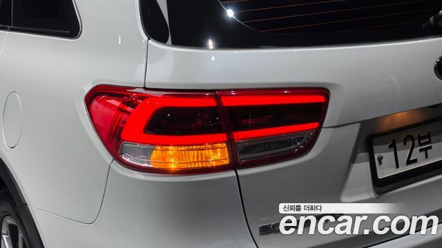 Kia Sorento Diesel 2.0 2WD Noblesse Special 2015 — фото 23