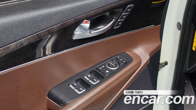 Kia Sorento Diesel 2.0 2WD Noblesse Special 2015 — фото 27