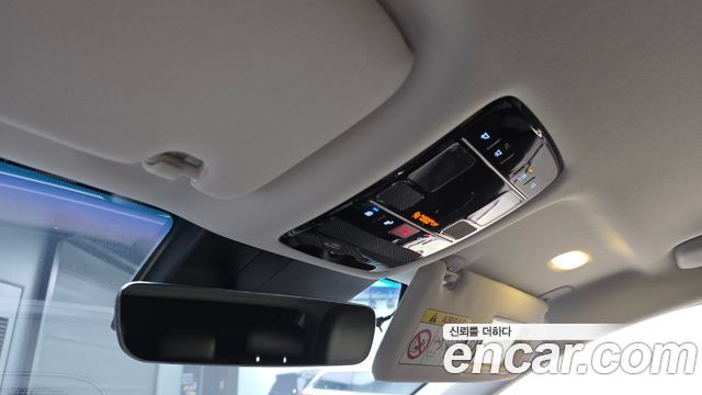 Hyundai Grandeur (GN7) 2,5 Gasoline 2WD Exclusive 2023 — фото 30