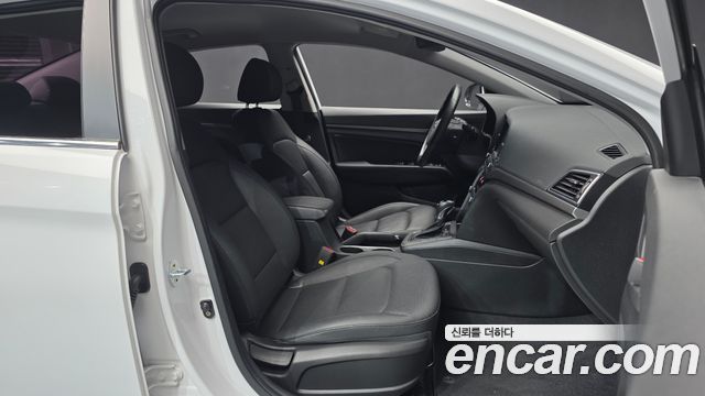 Hyundai Avante (AD) 1.6 GDI Modern 2018 — фото 11