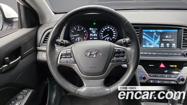 Hyundai Avante (AD) 1.6 GDI Modern 2018 — фото 13