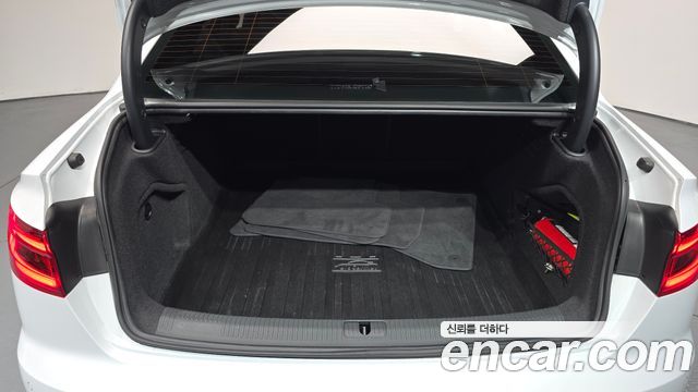 Audi A4 (B9) 40 TFSI Premium 2019 — фото 35