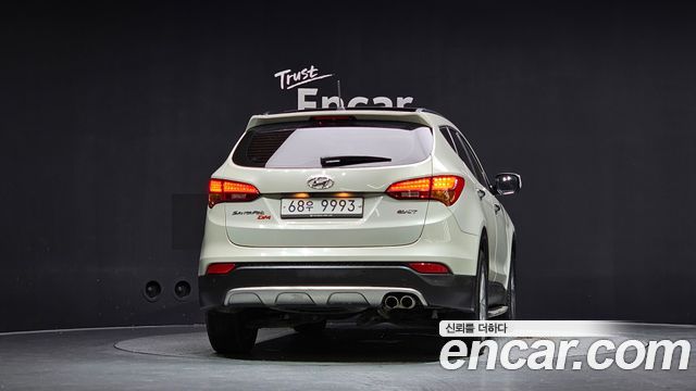 Hyundai Santa Fe (DM) Diesel(e-VGT) 2.0 2WD Premium 2014 — фото 4