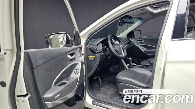 Hyundai Santa Fe (DM) Diesel(e-VGT) 2.0 2WD Premium 2014 — фото 10