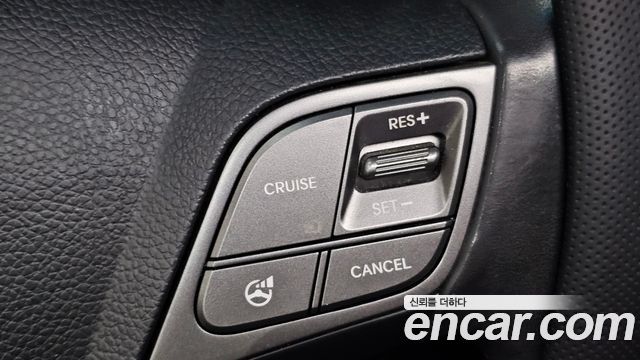 Hyundai Santa Fe (DM) Diesel(e-VGT) 2.0 2WD Premium 2014 — фото 18