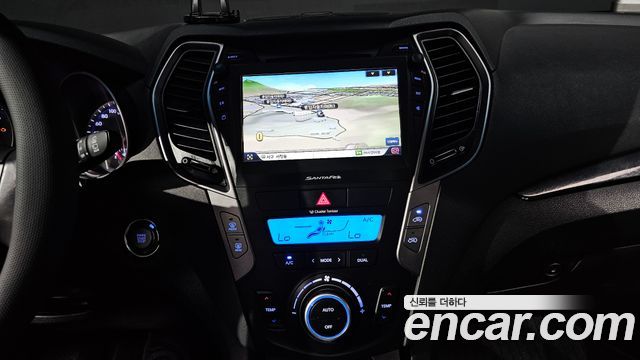 Hyundai Santa Fe (DM) Diesel(e-VGT) 2.0 2WD Premium 2014 — фото 20