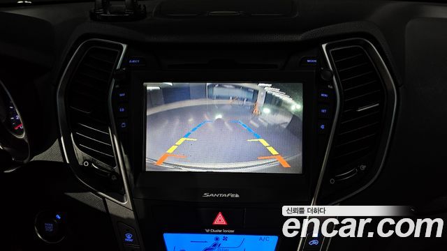Hyundai Santa Fe (DM) Diesel(e-VGT) 2.0 2WD Premium 2014 — фото 21