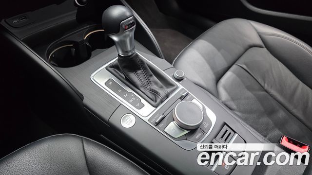 Audi A3 40 TFSI 8V 2018 — фото 9