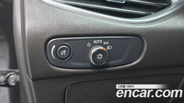 Chevrolet Malibu 1.5 Turbo LTZ 2017 — фото 13