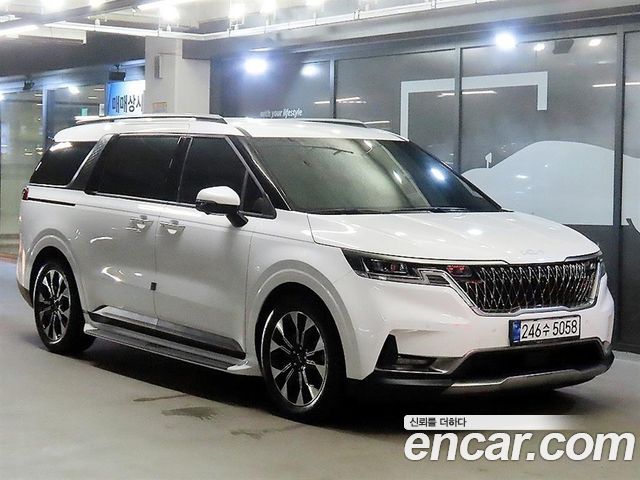 Kia Carnival (IV) Gasoline 9-Seater Signature