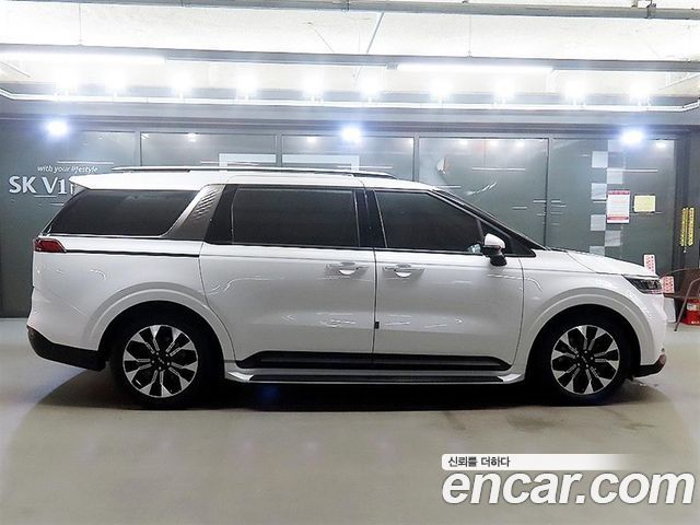 Kia Carnival (IV) Gasoline 9-Seater Signature 2023 — фото 3