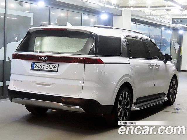 Kia Carnival (IV) Gasoline 9-Seater Signature 2023 — фото 4