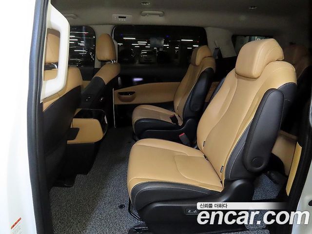Kia Carnival (IV) Gasoline 9-Seater Signature 2023 — фото 7