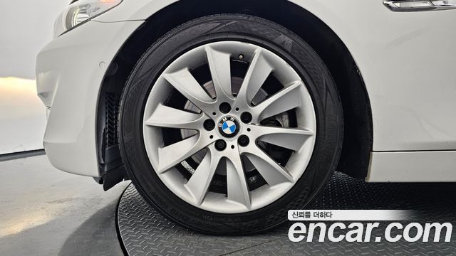 BMW 5 Series (F10) 528i xDrive 2013 — фото 5