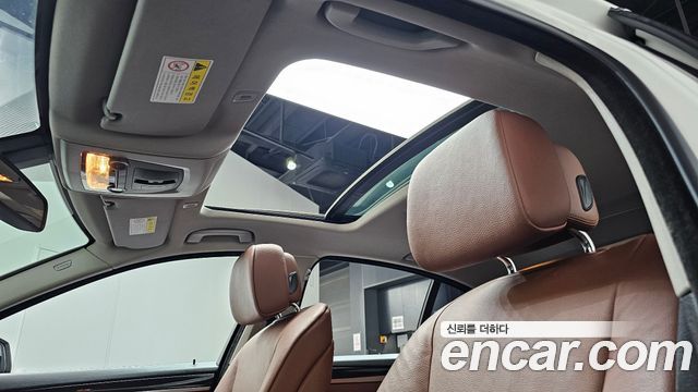 BMW 5 Series (F10) 528i xDrive 2013 — фото 19
