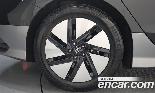 Hyundai Ioniq 6 Long Range Prestige 2023 — фото 5
