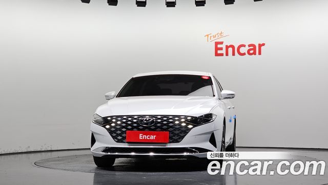Hyundai Grandeur (IG) 3.0 LPi Rent Car Modern 2020 — фото 3