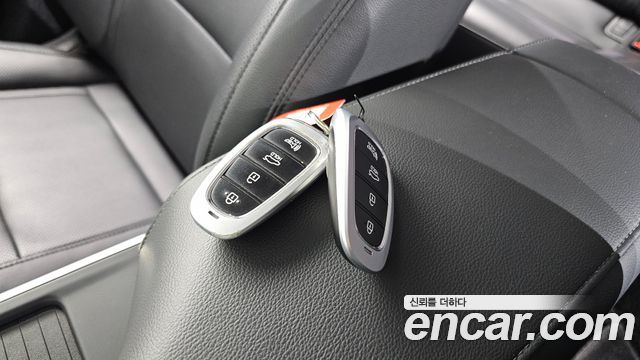 Hyundai Grandeur (IG) 3.0 LPi Rent Car Modern 2020 — фото 16