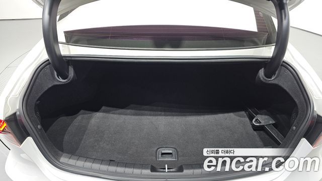 Hyundai Grandeur (IG) 3.0 LPi Rent Car Modern 2020 — фото 17