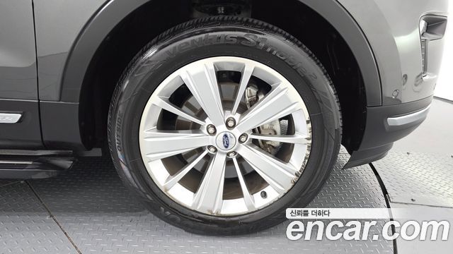 Ford Explorer 3.5 Limited 4WD 5th 2019 — фото 21