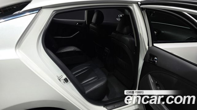 Kia K5 Hybrid Prestige 2013 — фото 12