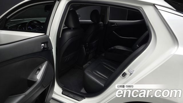Kia K5 Hybrid Prestige 2013 — фото 26