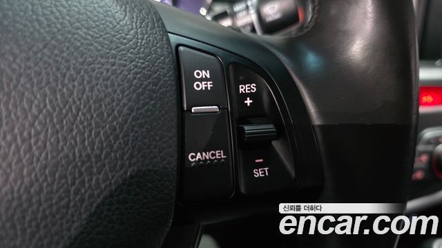 Kia K5 Hybrid Prestige 2013 — фото 30