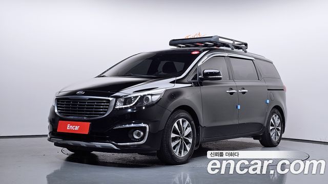 Kia Carnival 9-seater Luxury