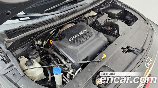 Kia Carnival 9-seater Luxury 2015 — фото 6