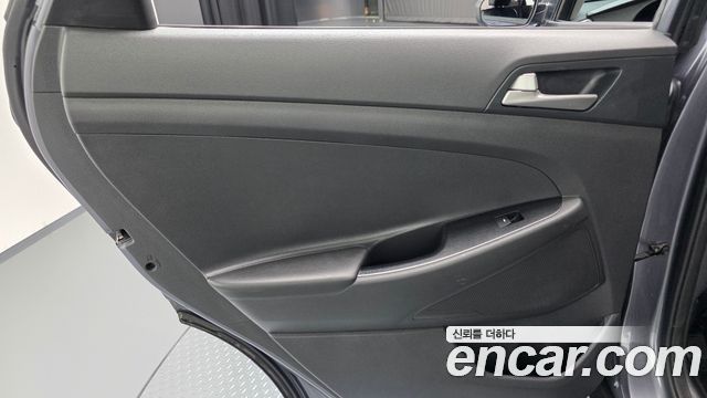 Hyundai Tucson Diesel 2.0 2WD Smart 2018 — фото 25