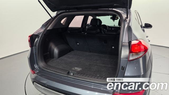 Hyundai Tucson Diesel 2.0 2WD Smart 2018 — фото 32