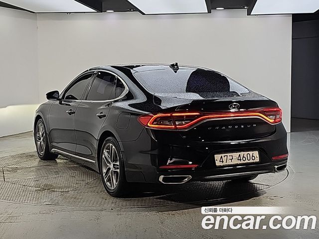 Hyundai Grandeur (IG) 2.4 Premium 2018 — фото 3