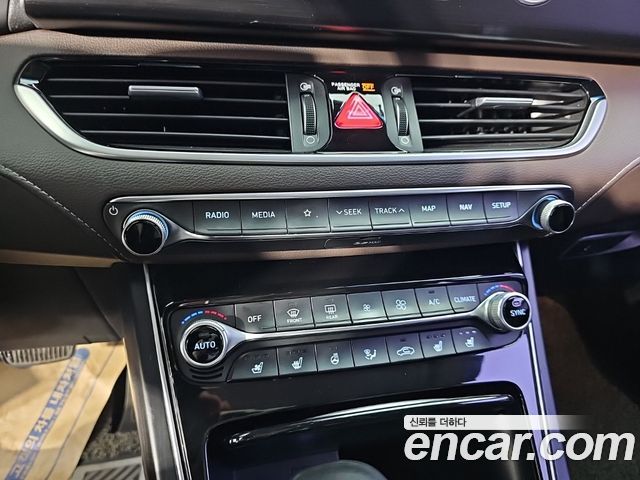 Hyundai Grandeur (IG) 2.4 Premium 2018 — фото 19