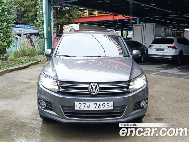 Volkswagen Tiguan 2.0 TDI  Premium 5N 2014 — фото 2