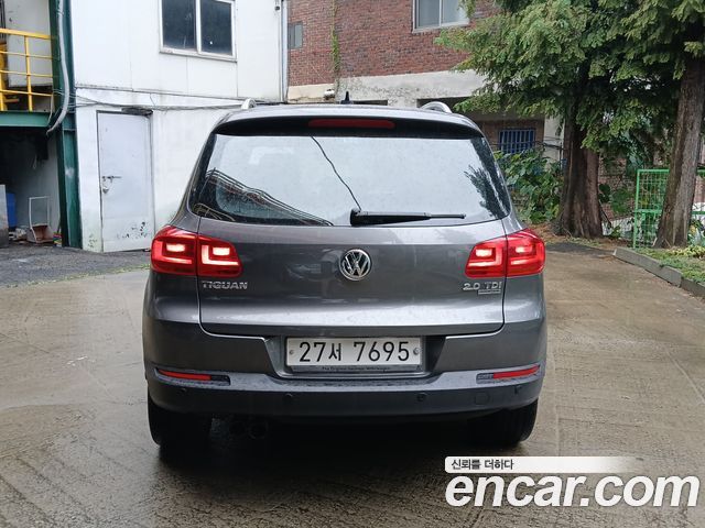 Volkswagen Tiguan 2.0 TDI  Premium 5N 2014 — фото 5