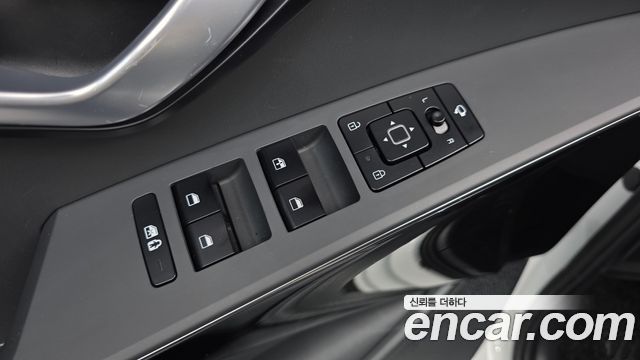 Kia Niro Prestige 2022 — фото 11