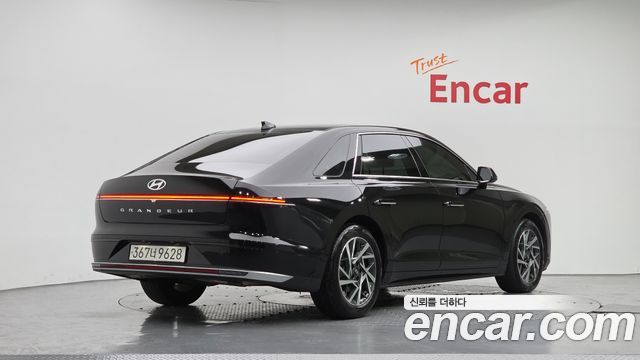 Hyundai Grandeur (GN7) 2,5 Gasoline 2WD Premium 2023 — фото 2